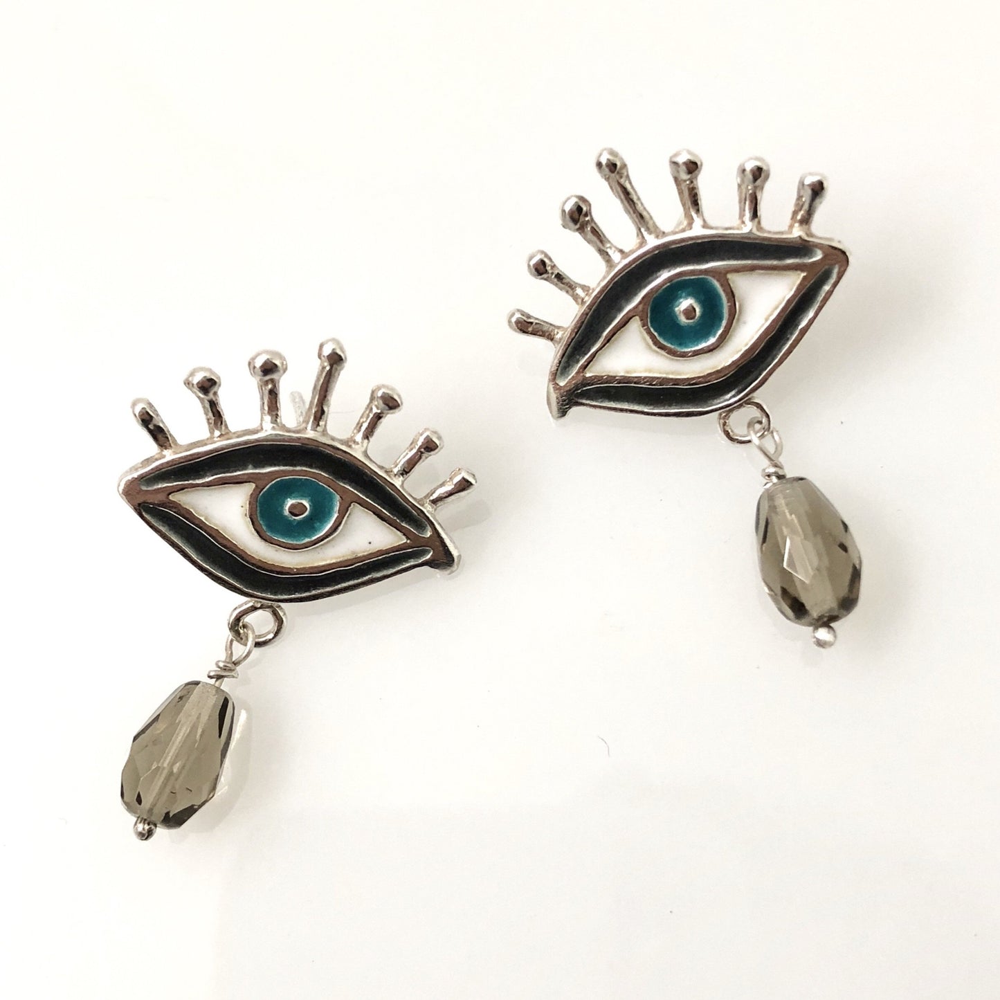 Aretes ojo